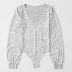 Puff sleeve white bodysuit